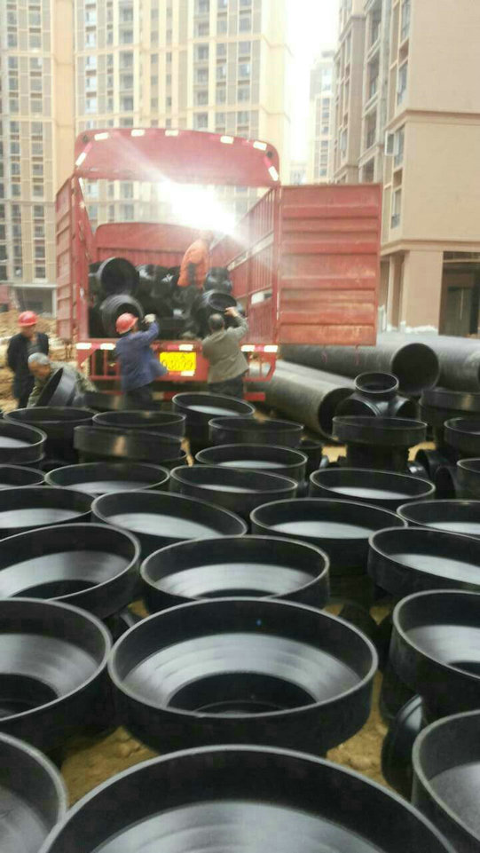 四川重慶西南片區(qū)塑料檢查井/廠家直銷(xiāo)、價(jià)格從優(yōu)